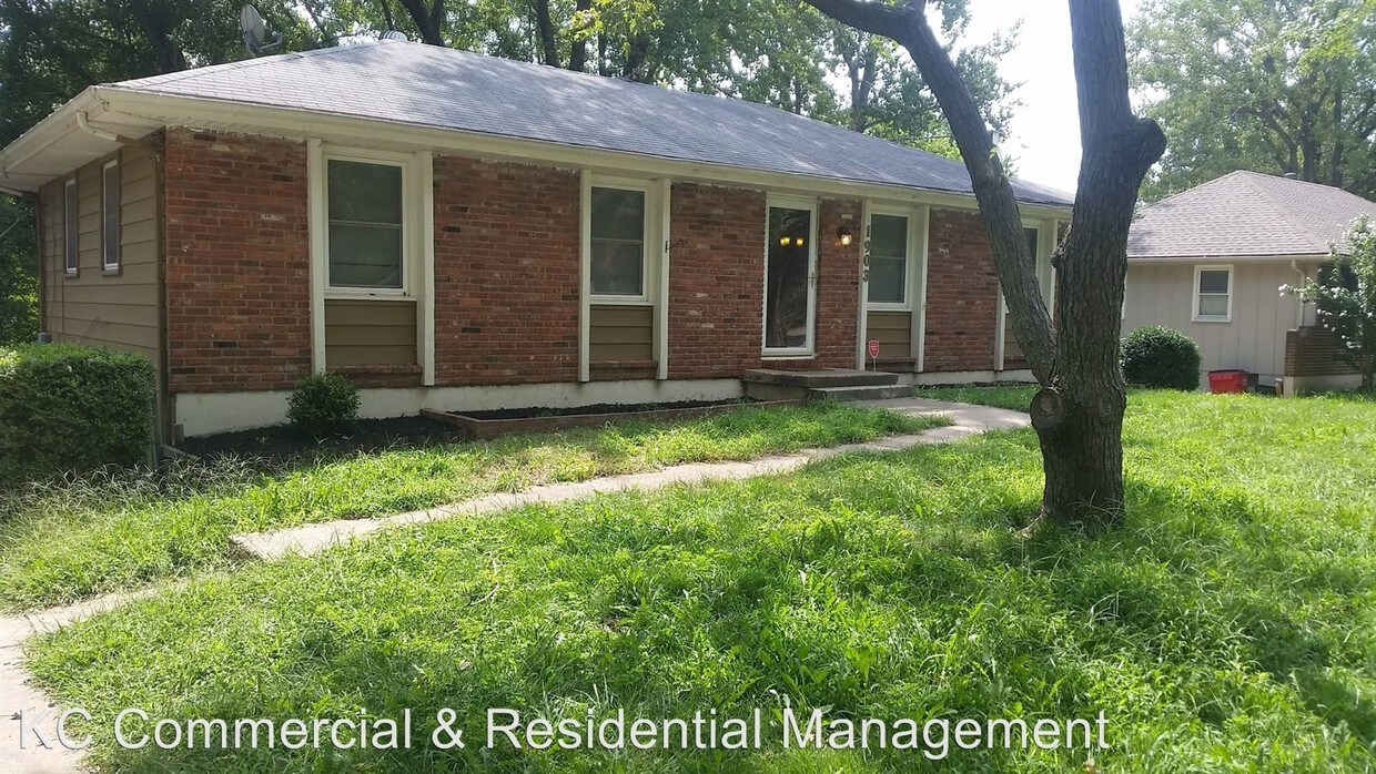 Foto principal - 1903 N York St
