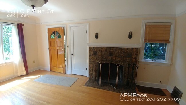 Building Photo - Nice, clean and move in ready !