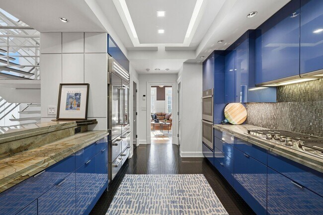 Foto del edificio - 1124 Dilworth Crescent Row