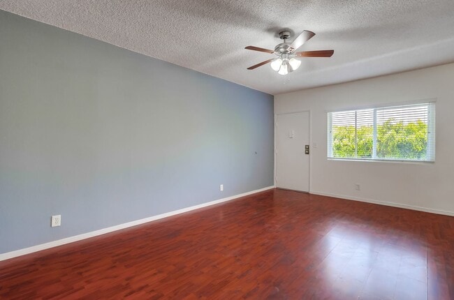 Interior Photo - 6735 Brynhurst Ave