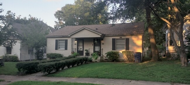 Building Photo - 1114 N 35th St