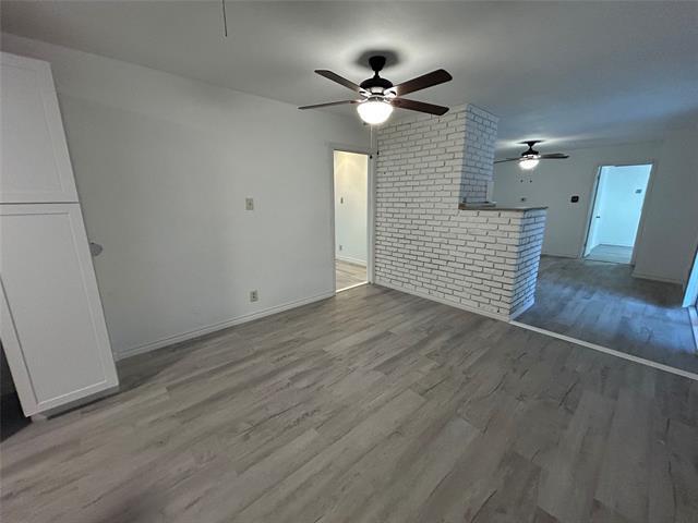 Foto del edificio - 617 Forest Ln