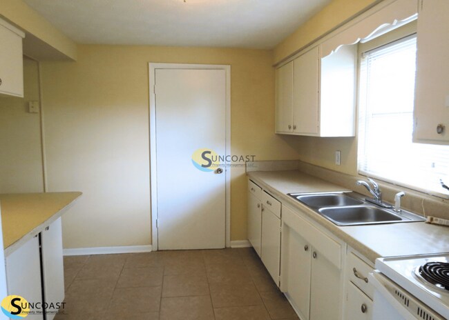 Foto del edificio - 454 Gano Ct