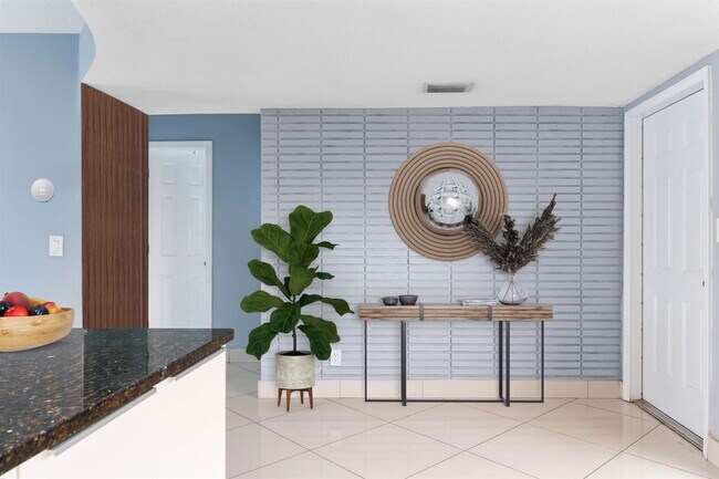 Foto del edificio - 704 NE 23rd Ave