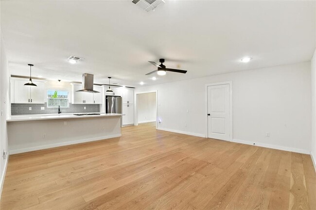 Building Photo - 4814 Warm Springs Rd