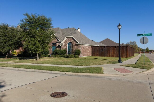 Building Photo - 12532 Peace River Dr