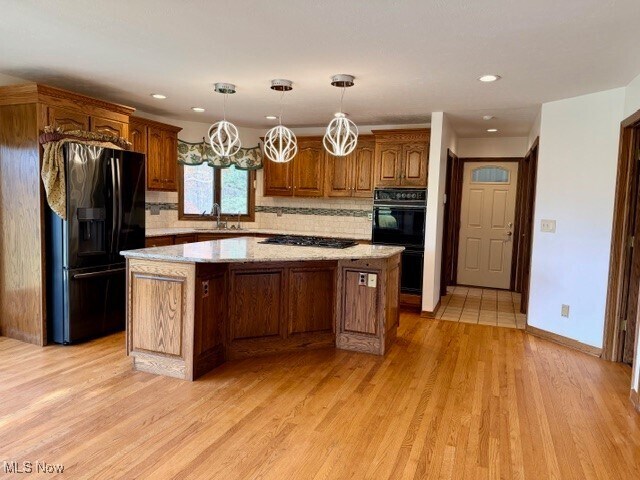 731 N Munroe Rd Tallmadge, OH 44278 – photo 2