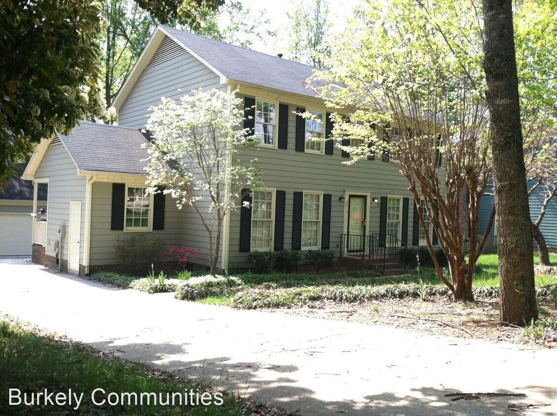 2015 Warwickshire Dr, Greensboro, NC 27455 House Rental in Greensboro