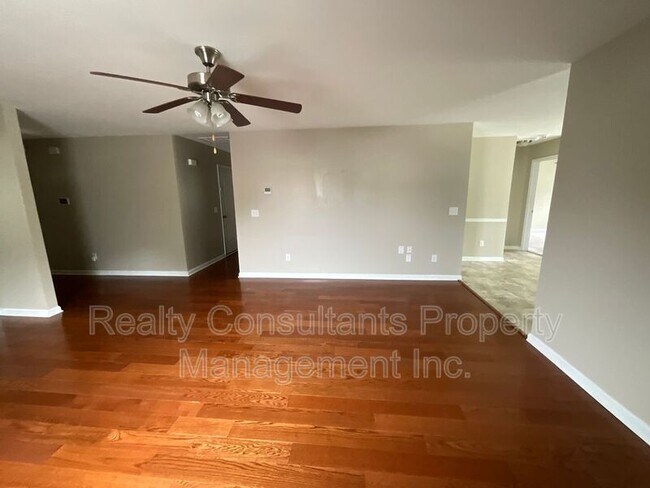 Building Photo - 6143 Trotting Pl