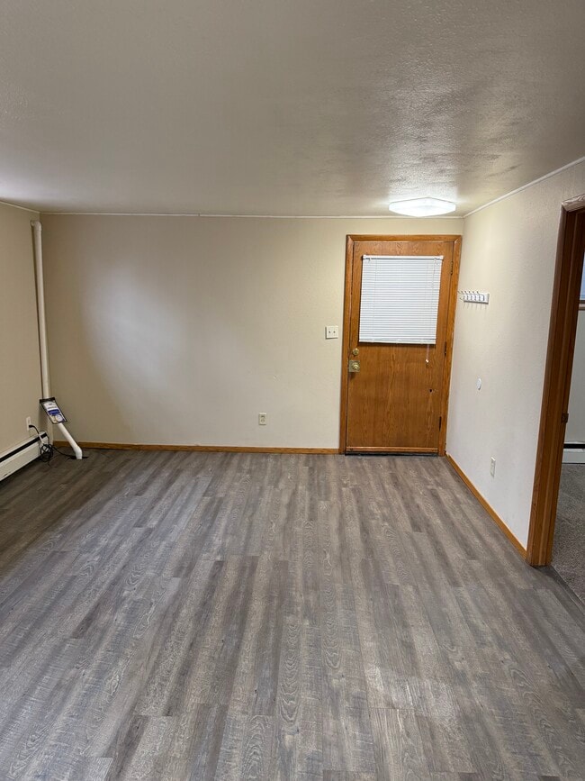 Building Photo - 702 30th Ave N