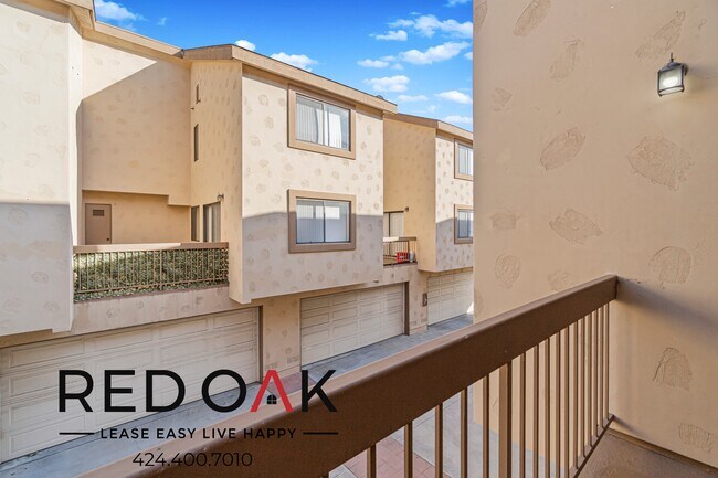Foto del edificio - Outstanding Two Bedroom with Spacious Room...
