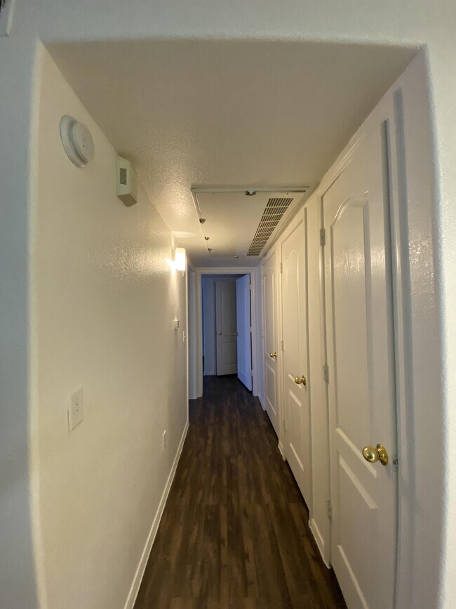 Foto del edificio - 3980 E Owens Ave