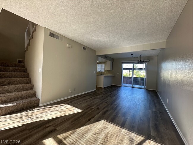 Foto del edificio - 181 Bel Port Dr