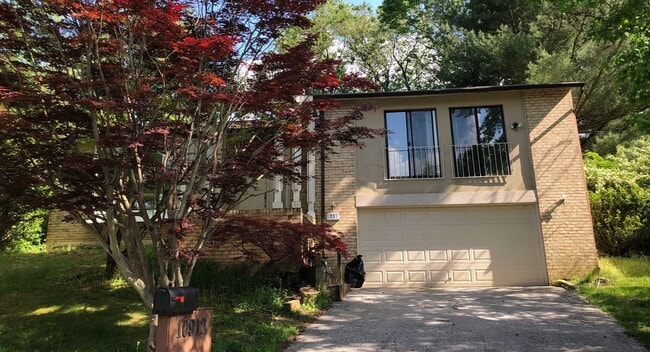 Foto del edificio - Spacious Potomac Beauty backs to Golf Course