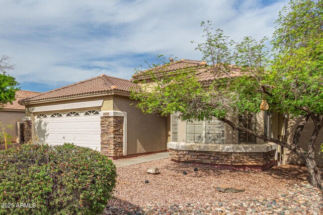 Building Photo - 13949 N 133rd Dr