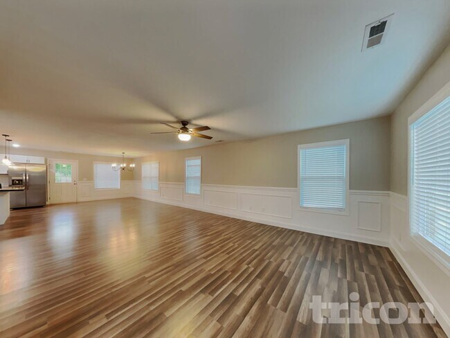 Foto del edificio - 19 Bloomwood Heights