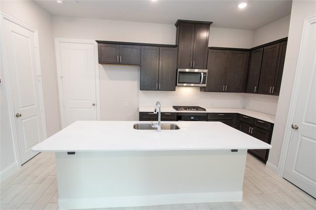 Foto del edificio - 4124 Wetstone Ln
