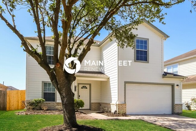Building Photo - 3 Bedroom Pet-Friendly Home in Houston, TX with Main Street Renewal