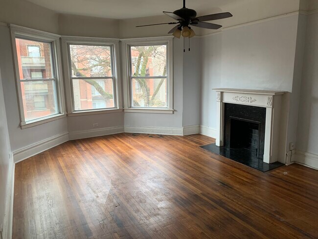 Foto del edificio - 4917 S Vincennes Ave