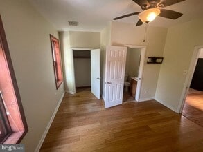 Building Photo - 1728 W Diamond St