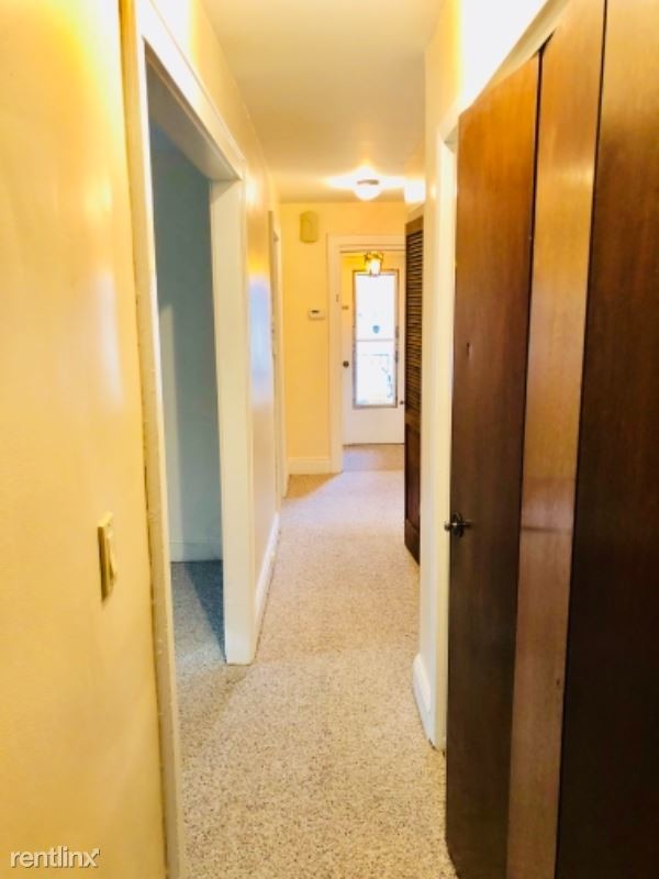 Building Photo - 3 br, 1 bath Apartment - 65 Woodlawn Avenue