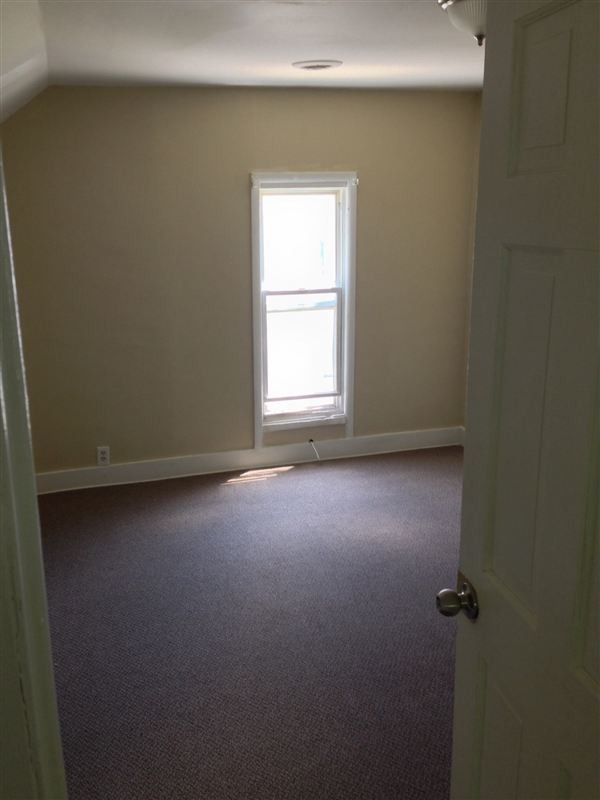 Building Photo - 3 br, 1 bath Duplex - 831 Alexander St SE ...