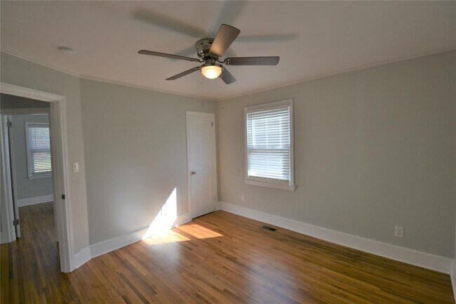 Foto del edificio - 1221 Spruce St