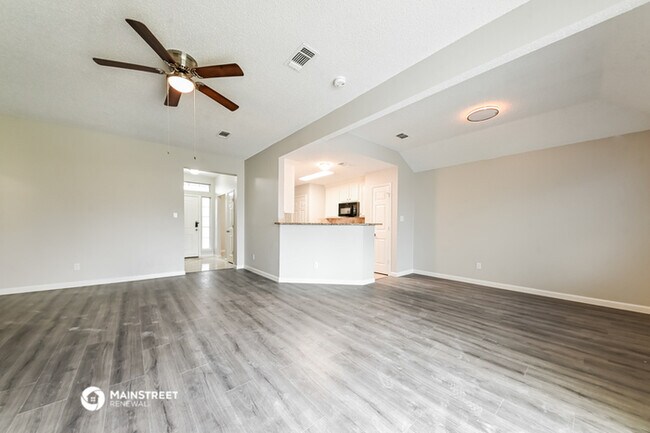 Building Photo - 2528 Park Valley Dr