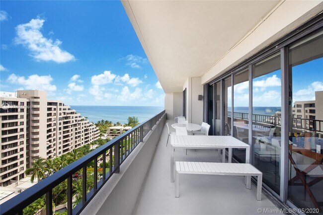 Building Photo - 201 Crandon Blvd