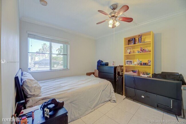 Foto del edificio - 4764 NW 114th Ave