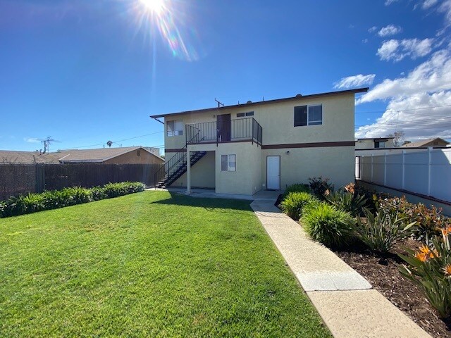 Foto principal - 1367 Grand Ave