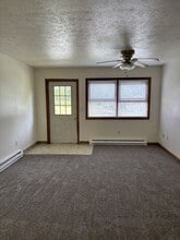 Building Photo - 242 E 6th St