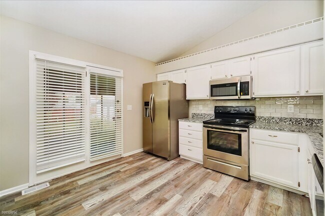 Foto del edificio - 3 br, 3 bath House - 1238 Trevor Ct