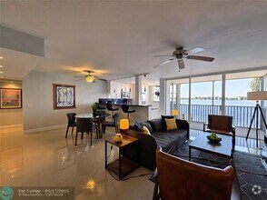 Building Photo - 106 Lake Emerald Dr
