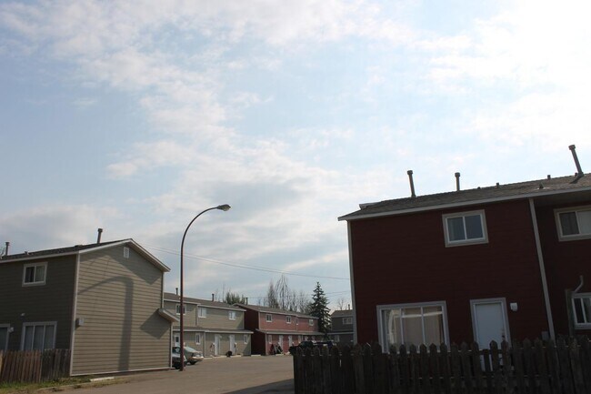Photo du bâtiment - Willowbrook Townhomes