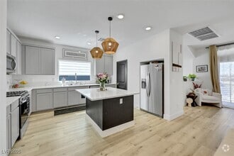 Building Photo - 5831 Indigo Knl Ave