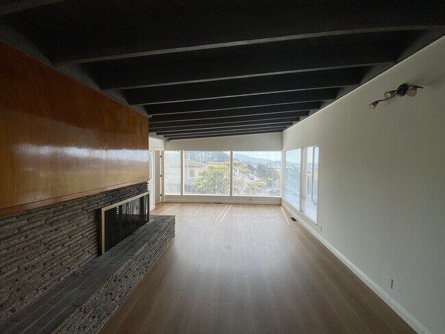 Foto del edificio - 198 Lincoln Ave