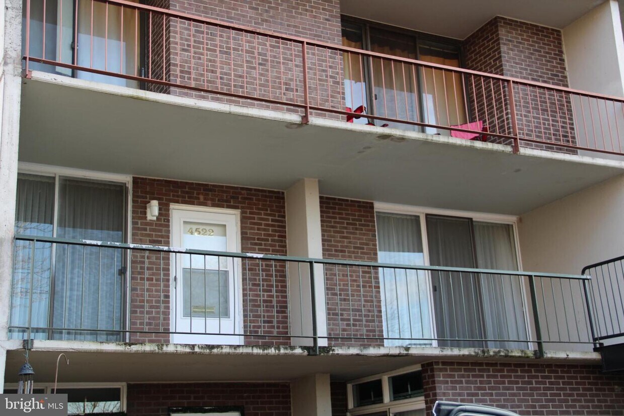 4522 Forest Ln Unit B1, Schwenksville, PA 19473 Condo for Rent in