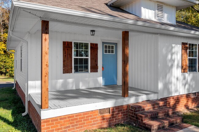 Building Photo - 505 Yost Rd