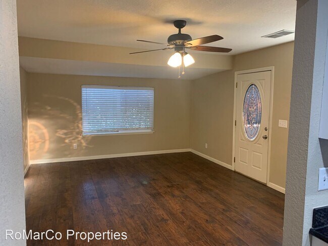 Foto del edificio - 2 br, 2 bath House - 1262 Dainty Ave