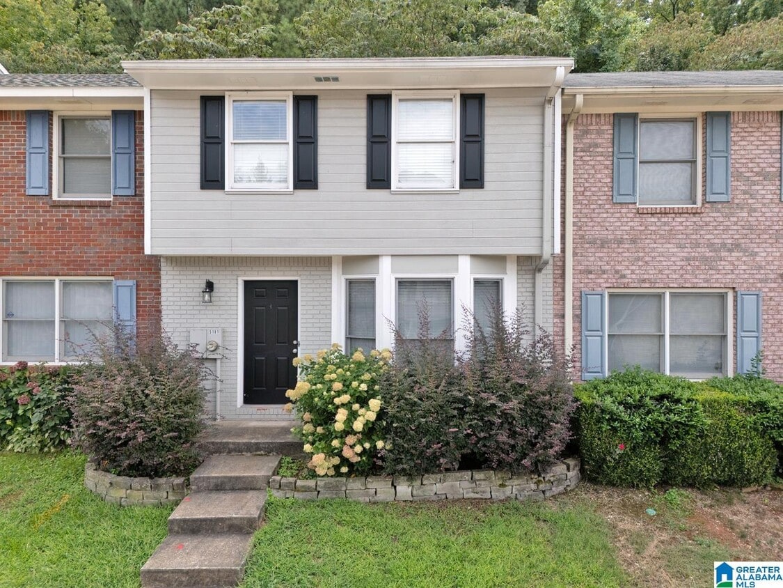 Foto principal - 5181 Falling Creek Ln