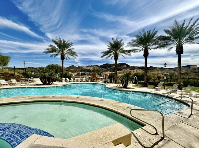 Foto del edificio - Fully Furnished Lake Las Vegas Studio | Waterfront Living | All Utilities Included | Flexible Lea...
