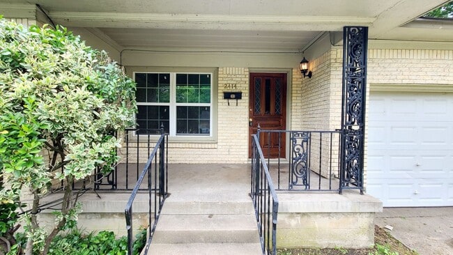Foto del edificio - 2-Bedroom, 1-Bath Hampton Place Home