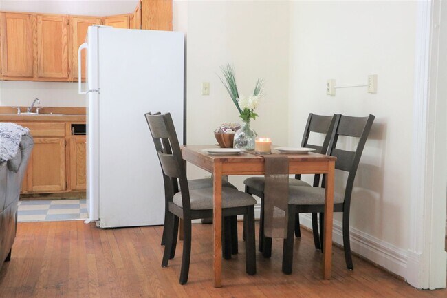 Foto del edificio - 502 S Aurora St