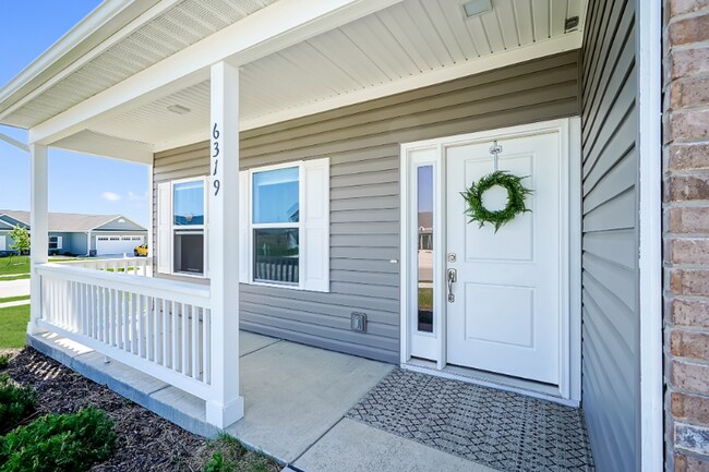 Building Photo - 6319 Shale Crescent Dr