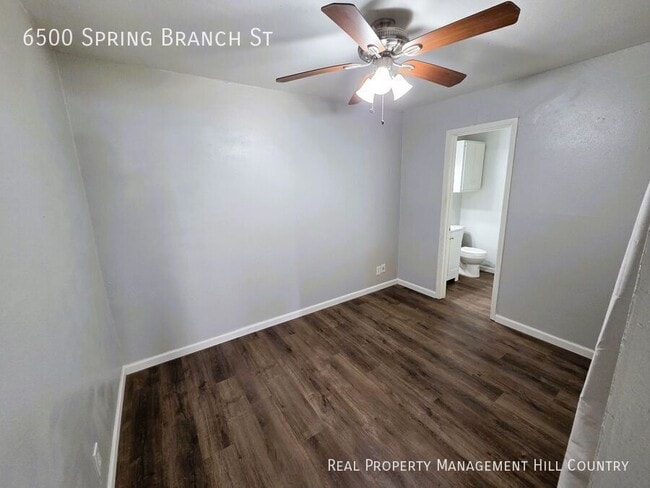 Building Photo - 6500 Spring Branch St