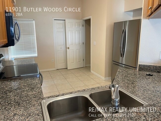 Building Photo - 11901 Butler Woods Cir