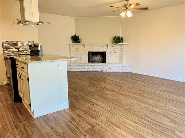 Building Photo - 7445 Sandhurst Ln S