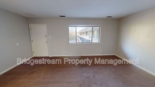 Foto del edificio - 7837 N Main St