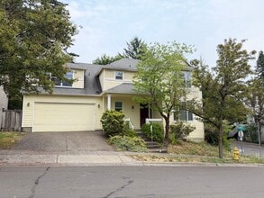 Building Photo - 184 SW 105th Terrace